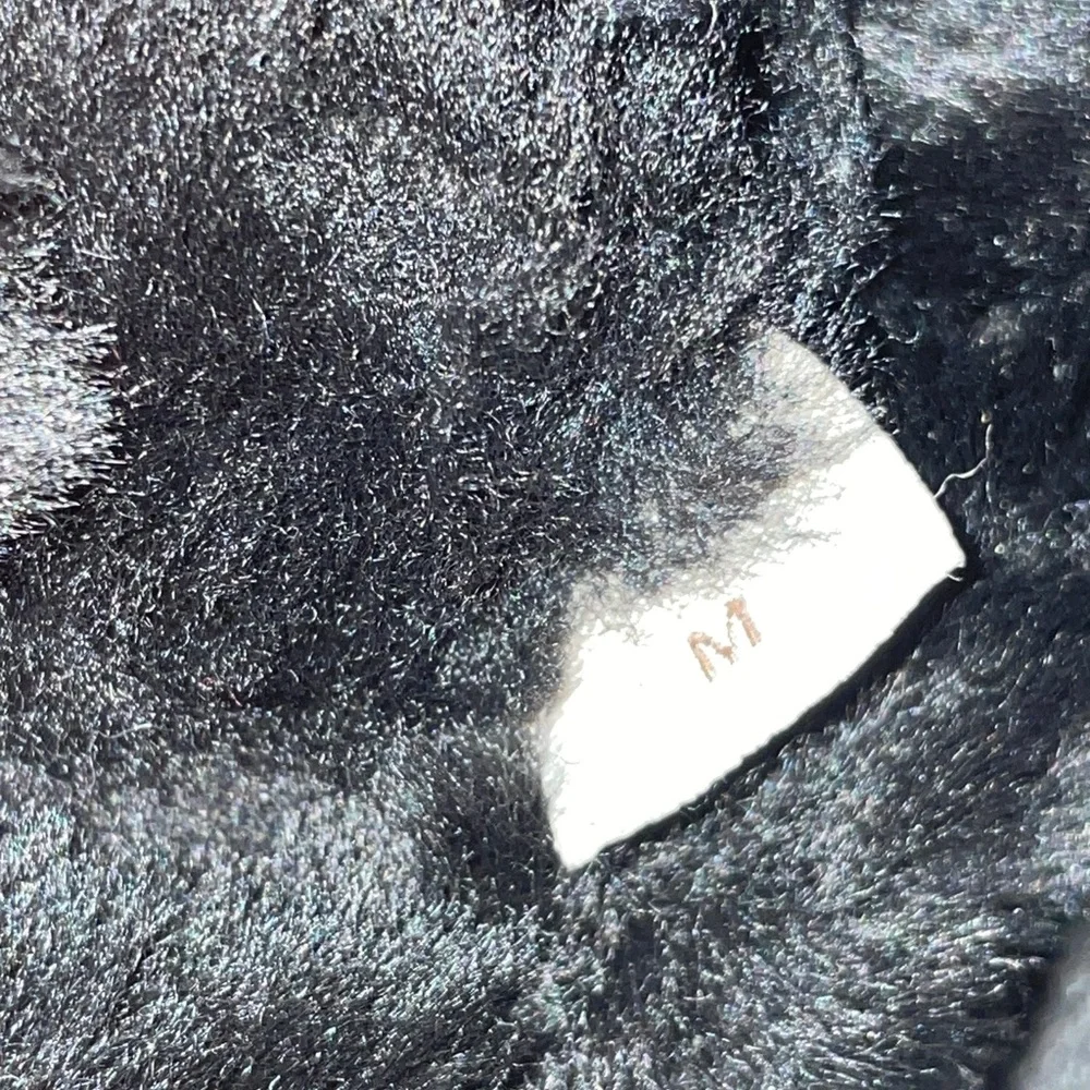 NEW UGG Genuine Dyed Shearling Slim Side Black lined Fur-Trimmed Gloves $140